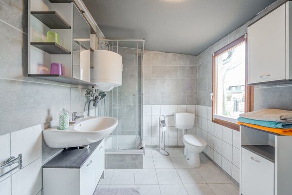 Foto van Gartenbungalow in Blankenfelde-Mahlow - Vakantiehuis in Blankenfelde-Mahlow - BathRoom