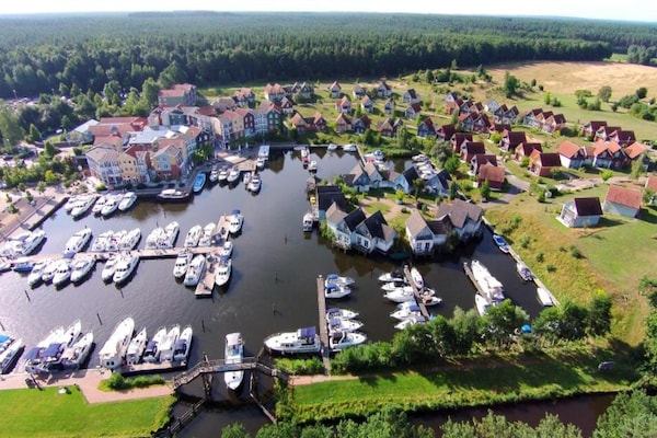 Foto van Sunday Resort Marina Appartement met 1 slaapkamer - Vakantiehuis in Rheinsberg - AreaSummer1KM