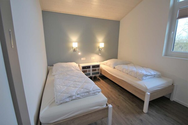 Foto van Vakantiehuis met sauna in vakantiepark Mirow - Vakantiehuis in Granzow - BedRoom