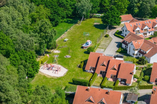 Foto van 2.2/T4 vakantiehuispark “Freesenbruch” - Vakantiehuis in Zingst (Ostseeheilbad) - Untagged