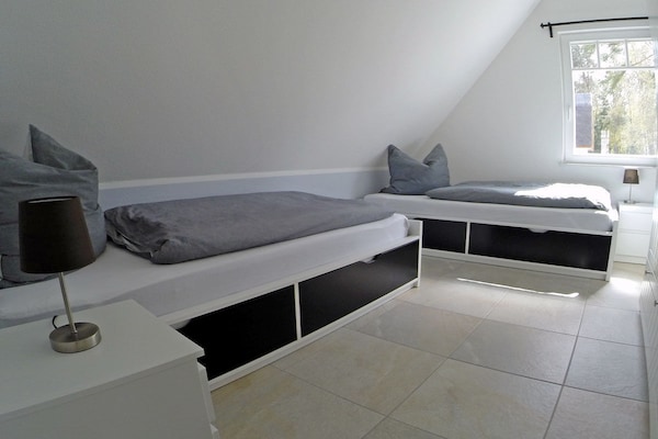 Foto van Thuishaven Comfortabel vakantieverblijf - Vakantiehuis in Glowe - Untagged