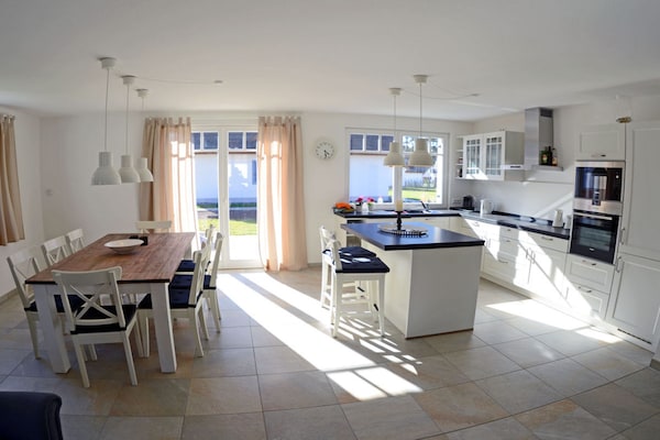 Foto van Thuishaven Comfortabel vakantieverblijf - Vakantiehuis in Glowe - Untagged