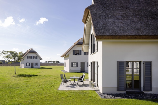 Foto van Rieten dakhuis in Dranske - Vakantiehuis in Dranske - ExteriorSummer