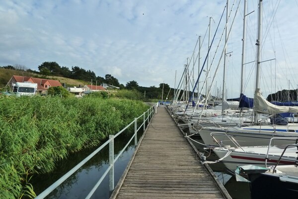 Foto van 2 in het landhuis “Am See” Neuensien - Vakantiehuis in Ostseebad Sellin, OT Neuensien - Untagged