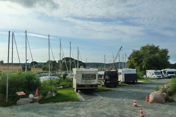 Foto van 2 in het landhuis “Am See” Neuensien - Vakantiehuis in Ostseebad Sellin, OT Neuensien - Untagged