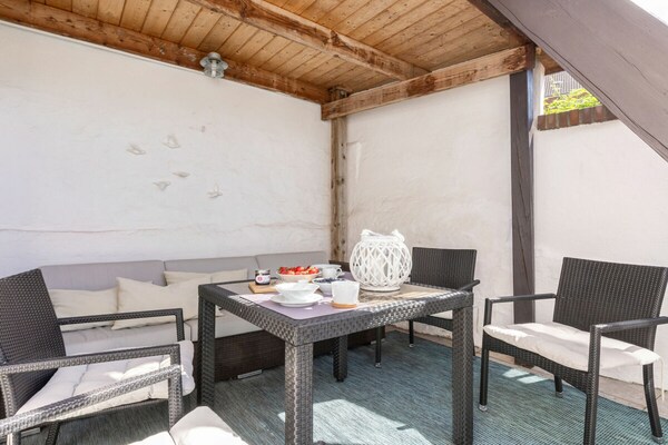 Foto van Shell, in het mooiste steegje van Burg - Vakantiehuis in Burg auf Fehmarn - Untagged