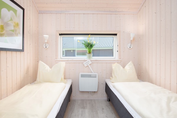 Foto van Spa-cottage met hellend terras - Vakantiehuis in Großenbrode - BedRoom
