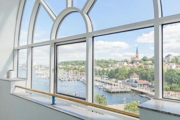 Foto van Sunday Hotel Flensburg Familiekamer - Vakantiehuis in Flensburg - ViewFromHotelSummer