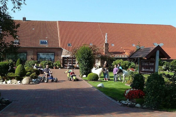 Foto van Renate Sassen Vakantieboerderij - Vakantiehuis in Werdum - Untagged