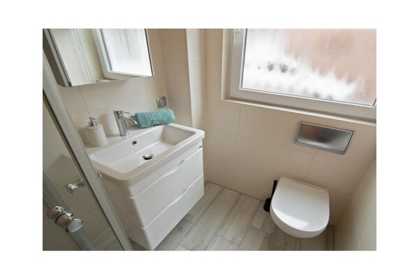 Foto van Vakantiehuis in Norddeich voor 2 personen - Vakantiehuis in Norddeich - BathRoom