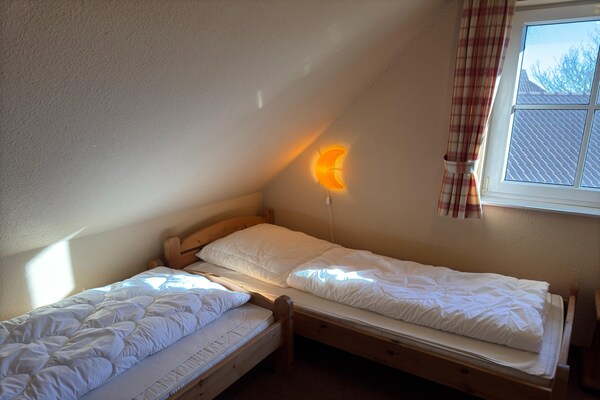 Foto van Vakantiehuis in Burhave - Vakantiehuis in Burhave - BedRoom
