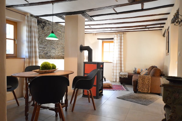 Foto van Wandelroes: Natuur & Charme - Vakantiehuis in Roes - LivingRoom