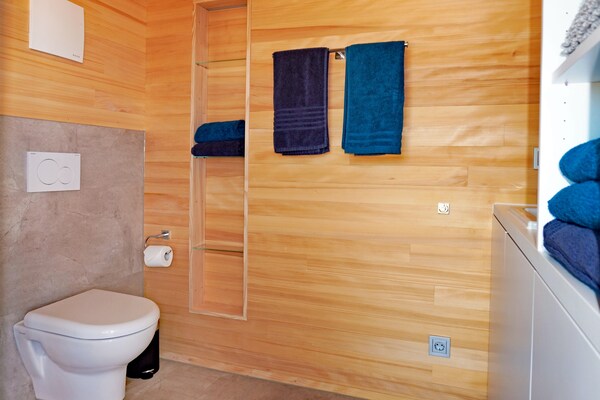 Foto van Milieuvriendelijk Tiny Home - Vakantiehuis in Sankt Georgen OT Langenschiltach - BathRoom