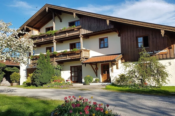 Foto van 2 Beim Paulfischer direct aan de Chiemsee - Vakantiehuis in Chieming - Untagged
