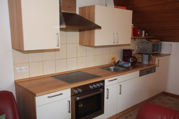 Foto van 2 huizen aan de rand van het bos - Vakantiehuis in Leutenbach - Untagged
