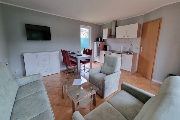 Foto van Rijhuis met terras aan het Groß Labenz-lake - Vakantiehuis in Klein Labenz - LivingRoom