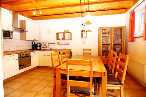 Foto van Rijtjeshuis Dünenwaldhaus Mitte in Trassenheide - Vakantiehuis in Trassenheide - DiningRoom