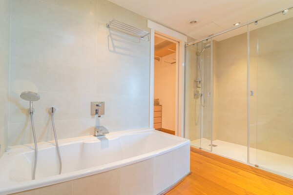 Foto van Zonnig appartement aan de haven - Vakantiehuis in Portocolom, Illes Balears - ExteriorSummer