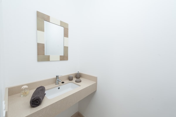 Foto van Villa op Mallorca met Zoutwaterzwembad - Vakantiehuis in Maria De La Salut, Illes Balears - BathRoom