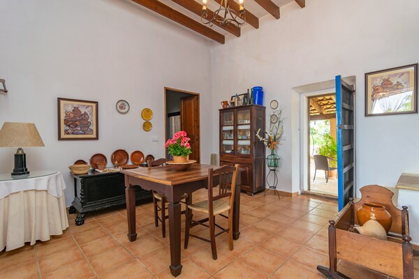 Foto van Son Negre - Villa met privézwembad in Son Negre - Vakantiehuis in Son Negre, Felanitx, Illes Balears - 