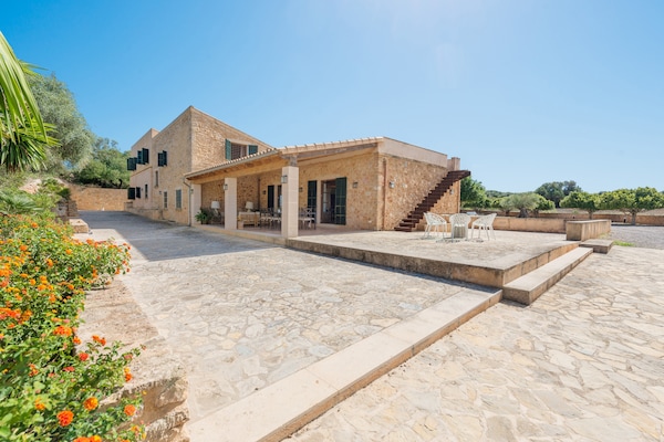 Foto van Luxe finca met zwembad en uitzicht - Vakantiehuis in Colonia De Sant Pere, Illes Balears - AreaSummer1KM