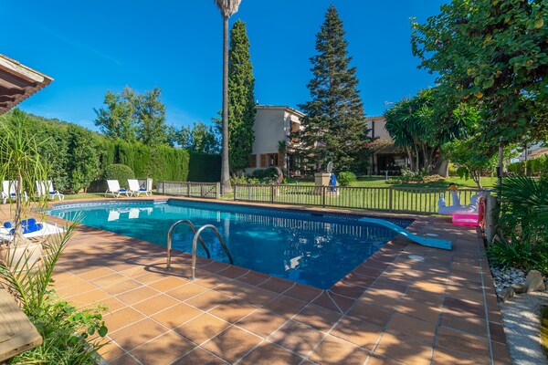 Foto van Villa in Lloseta met privézwembad & tuin - Vakantiehuis in Lloseta, Illes Balears - 