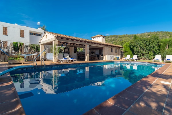 Foto van Villa in Lloseta met privézwembad & tuin - Vakantiehuis in Lloseta, Illes Balears - 