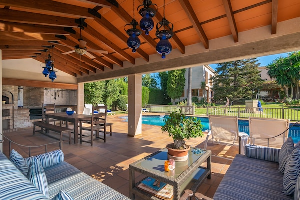 Foto van Villa in Lloseta met privézwembad & tuin - Vakantiehuis in Lloseta, Illes Balears - 