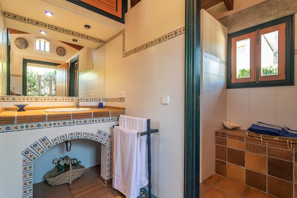 Foto van Villa in Lloseta met privézwembad & tuin - Vakantiehuis in Lloseta, Illes Balears - 