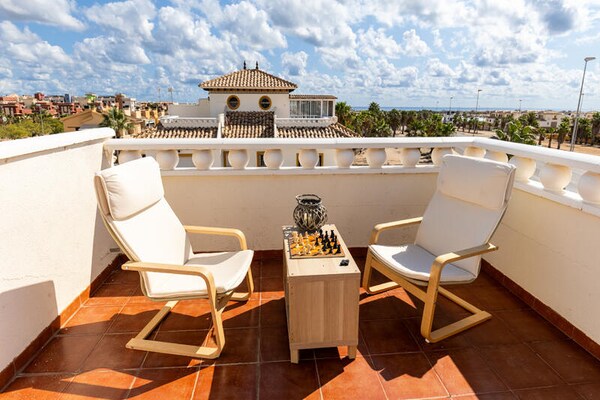 Foto van Villa in Cabo Roig met privézwembad - Vakantiehuis in  - Untagged