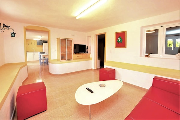 Foto van Ruime woning in Teulada - Vakantiehuis in Teulada - LivingRoom