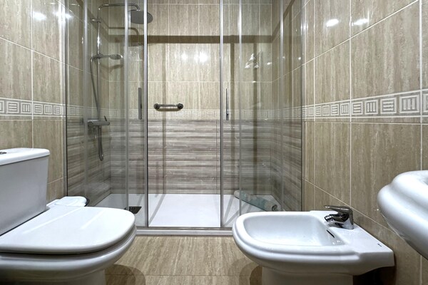 Foto van Premium appartement in Roquetas de Mar - Vakantiehuis in Roquetas de Mar - BathRoom