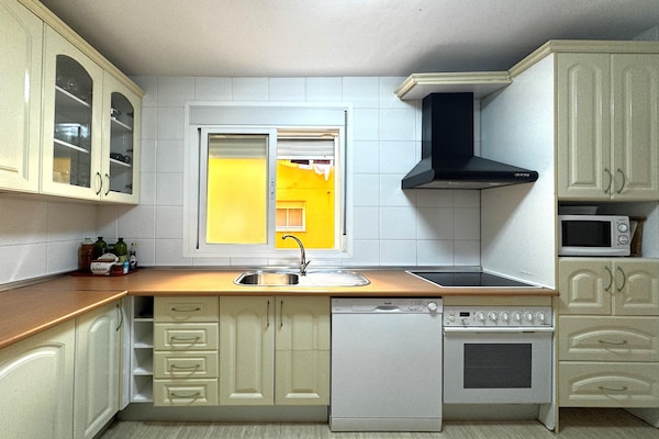 Foto van Premium appartement in Roquetas de Mar - Vakantiehuis in Roquetas de Mar - Kitchen