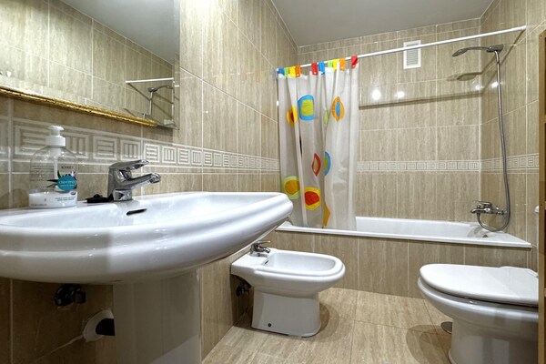 Foto van Premium appartement in Roquetas de Mar - Vakantiehuis in Roquetas de Mar - BathRoom