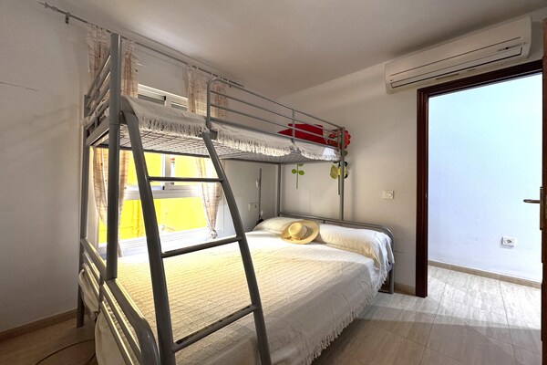 Foto van Premium appartement in Roquetas de Mar - Vakantiehuis in Roquetas de Mar - BedRoom
