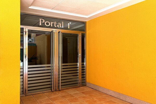 Foto van Premium appartement in Roquetas de Mar - Vakantiehuis in Roquetas de Mar - HallReception