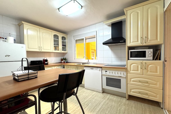 Foto van Premium appartement in Roquetas de Mar - Vakantiehuis in Roquetas de Mar - Kitchen