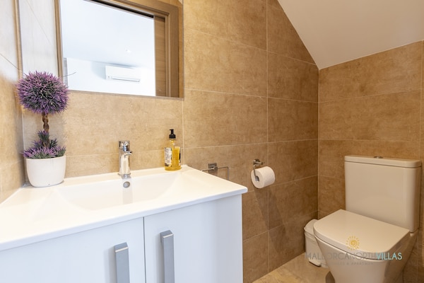 Foto van Villa nabij Playas de Muro - Vakantiehuis in Playa de Muro - BathRoom