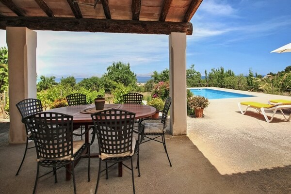 Foto van Villa in Son Servera met privézwembad - Vakantiehuis in Llevant, Colònia de Sant Pere - TerraceBalcony
