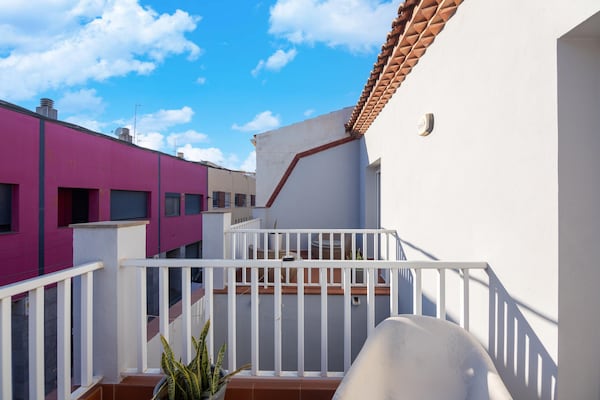 Foto van Premium vakantiehuis met privézwembad - Vakantiehuis in Vilanova i la Geltrú - TerraceBalcony