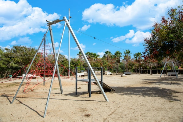 Foto van Premium vakantiehuis met privézwembad - Vakantiehuis in Vilanova i la Geltrú - ParkFacilities