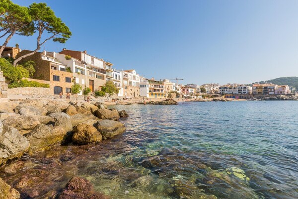 Foto van Villa aan Costa Brava bij Cala Canyelles - Vakantiehuis in Lloret de Mar - AreaSummer20KM