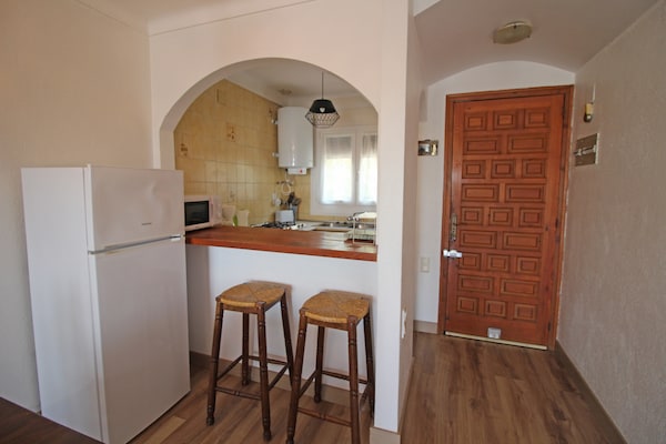 Foto van Appartement in Empuriabrava bij Kanaal & Strand - Vakantiehuis in Empuriabrava - Kitchen