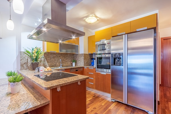 Foto van Appartement in Empuriabrava bij Aiguamolls - Vakantiehuis in Empuriabrava - Kitchen