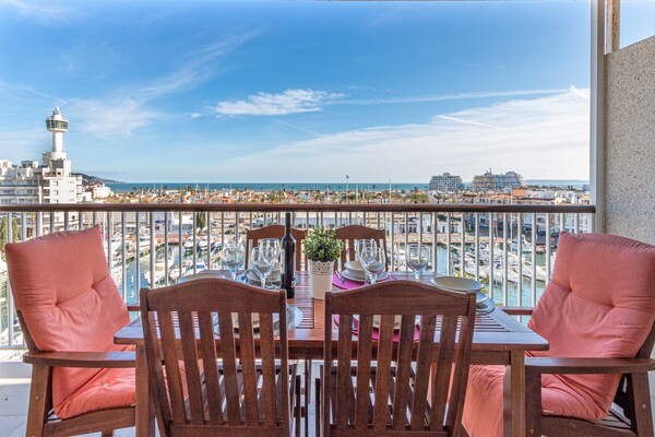 Foto van Appartement in Empuriabrava bij Aiguamolls - Vakantiehuis in Empuriabrava - terrace