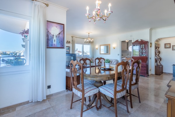 Foto van Appartement in Empuriabrava bij Strand - Vakantiehuis in Empuriabrava - DiningRoom