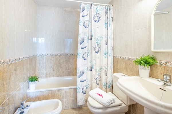 Foto van Appartement in Empuriabrava aan het Strand - Vakantiehuis in Empuriabrava - BathRoom