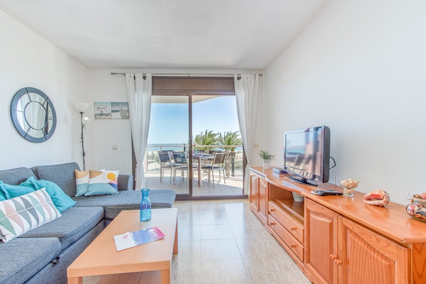 Foto van Appartement in Empuriabrava aan het Strand - Vakantiehuis in Empuriabrava - LivingRoom