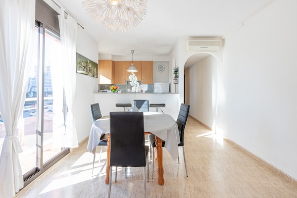 Foto van Appartement in Empuriabrava aan het Strand - Vakantiehuis in Empuriabrava - DiningRoom