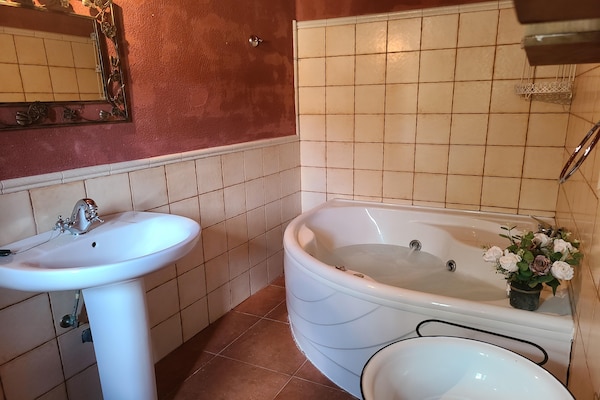 Foto van Villa in Andalusië met privézwembad - Vakantiehuis in Fuentes de Cesna - BathRoom